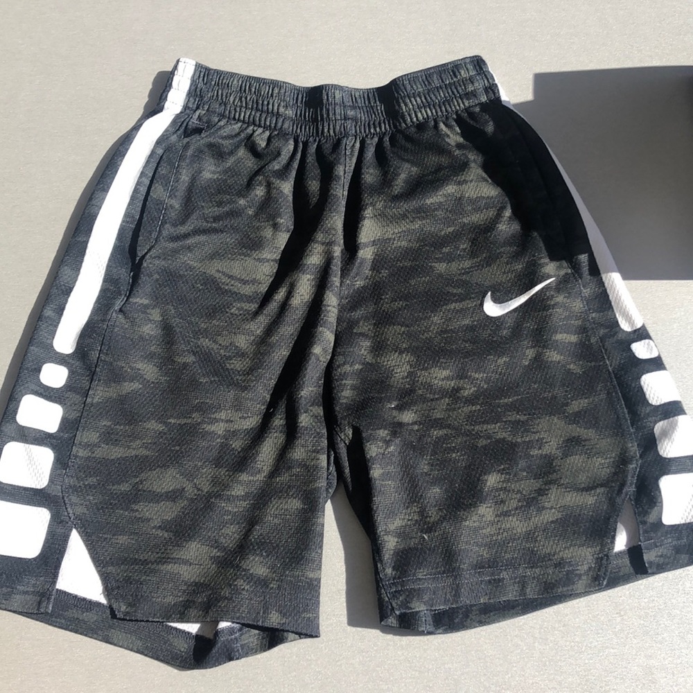 Large Black Nike basketball shorts